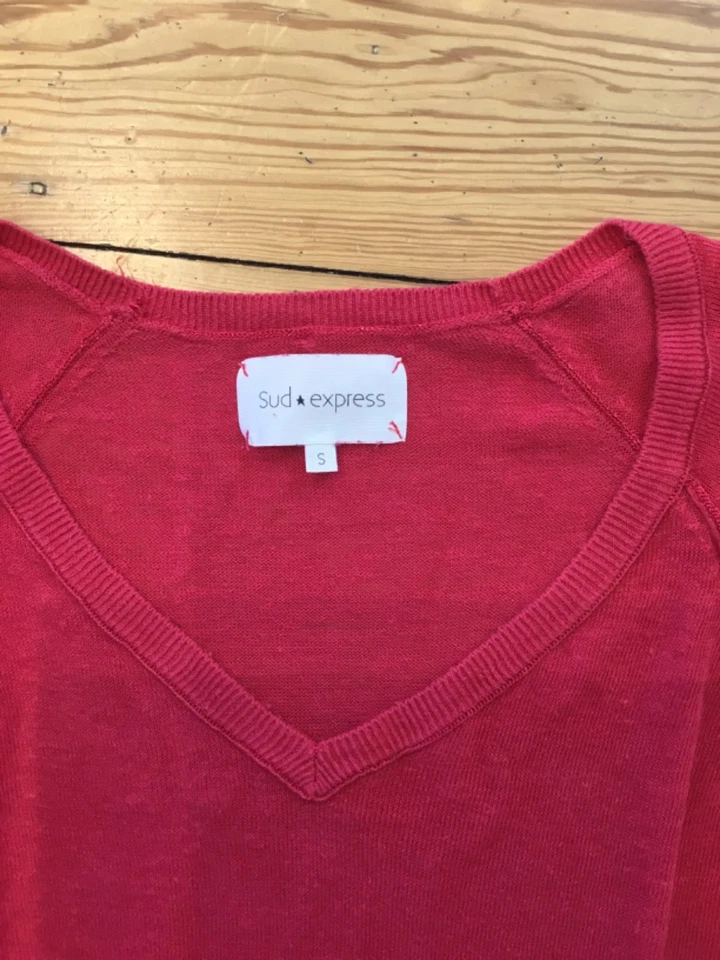 Sud Express T-shirt Femme Rouge Col V Casual (EU 36, INT S) - Photo 2/4