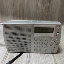 Radio Shack 20-125 AM/FM Shortwave Travel Radio