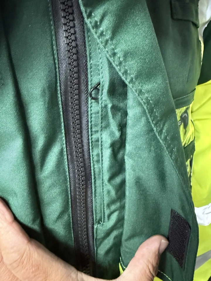 Ambulances Paramedic EMT Hi Viz Jacket Class 3 New XXL - Image 3 of 4