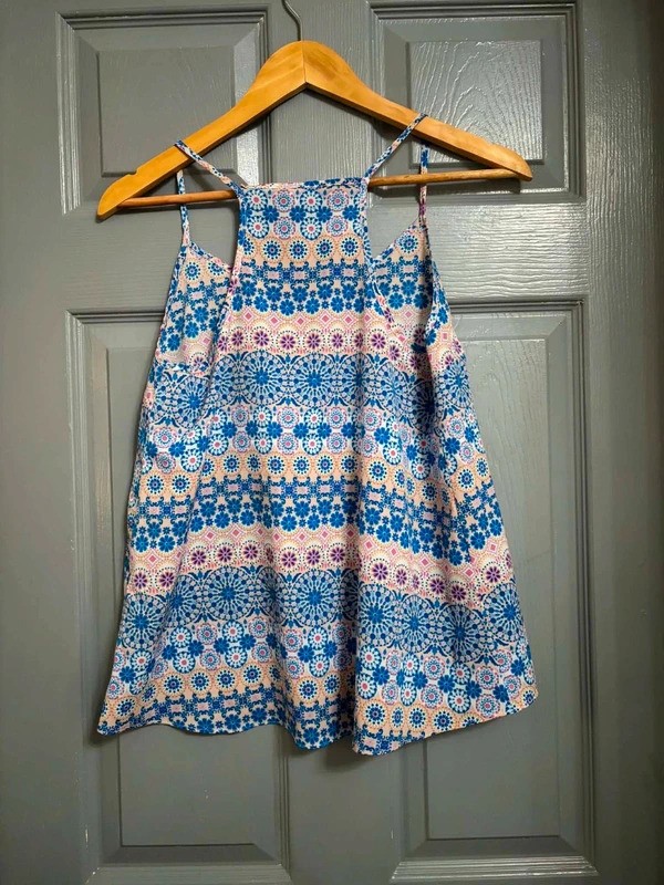 New Look blue tile print high neck cami top size 8 image 2