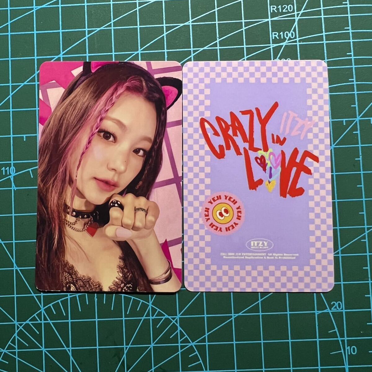 ITZY photocard crazy in love loco Yeji Yuna Ryujin lia ITZY photocard crazy in love loco Yeji Yuna Ryujin lia