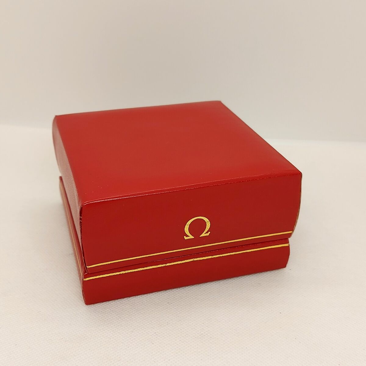 Extremely Rare OMEGA Seamaster Mariner III 1980s Quartz Date Extremely Rare OMEGA Seamaster Mariner III 1980s Quartz Date