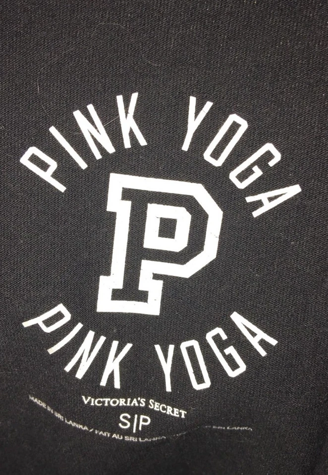 Chaqueta Pullover Victoria’s Secret Pequeña Negra Love Rosa Yoga Elástica Foto 3 de 3