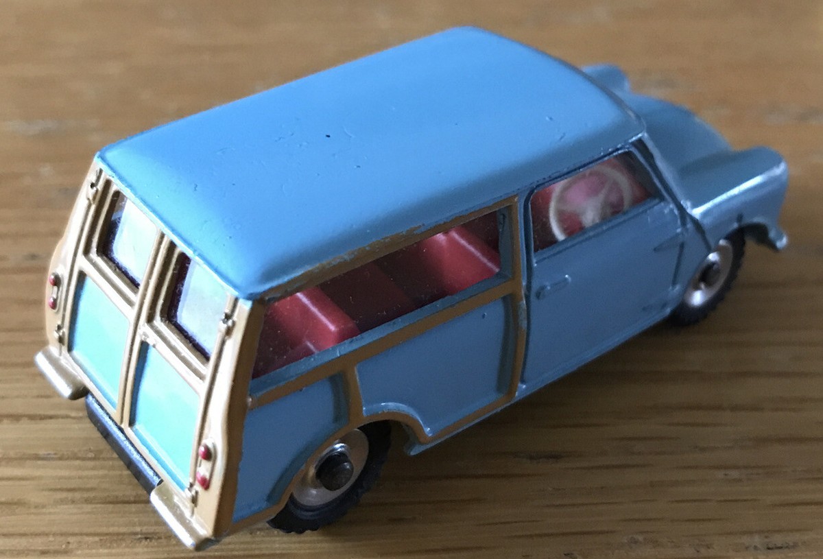 AL942 DINKY TOYS GB 1/43 AUSTIN SEVEN COUNTRYMAN REF 199 BON