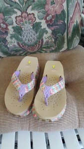 volatile flip flops size 5