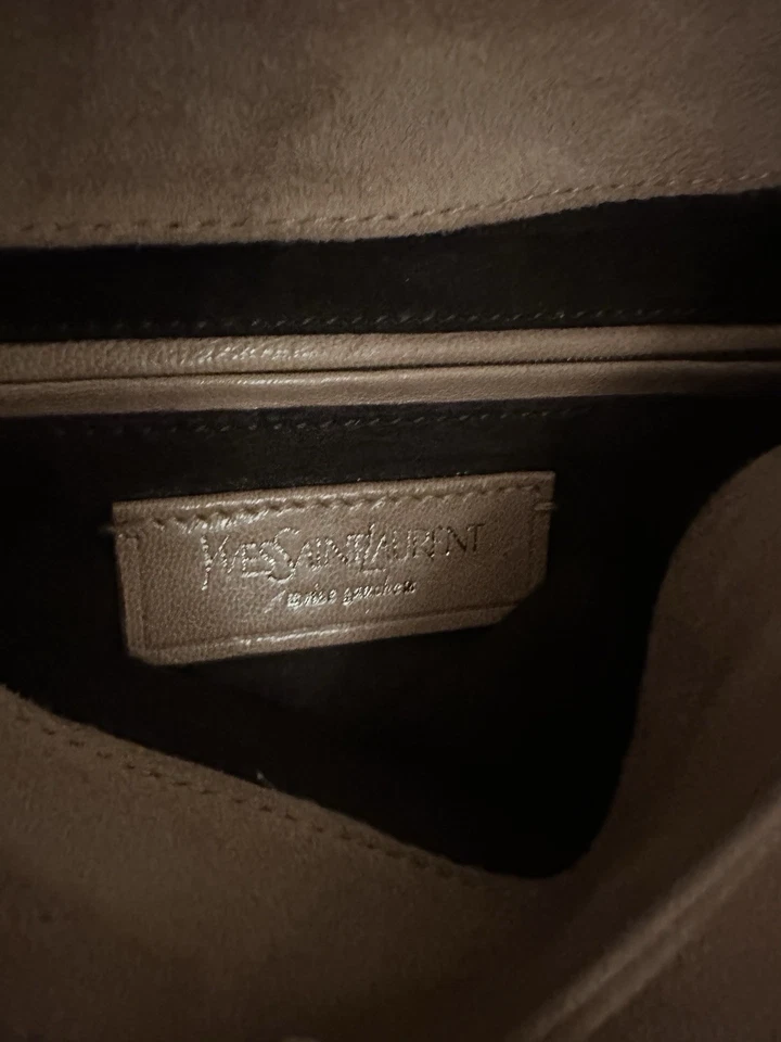 Yves saint Laurent Naja one-shoulder bag in Suede - Image 4 of 4