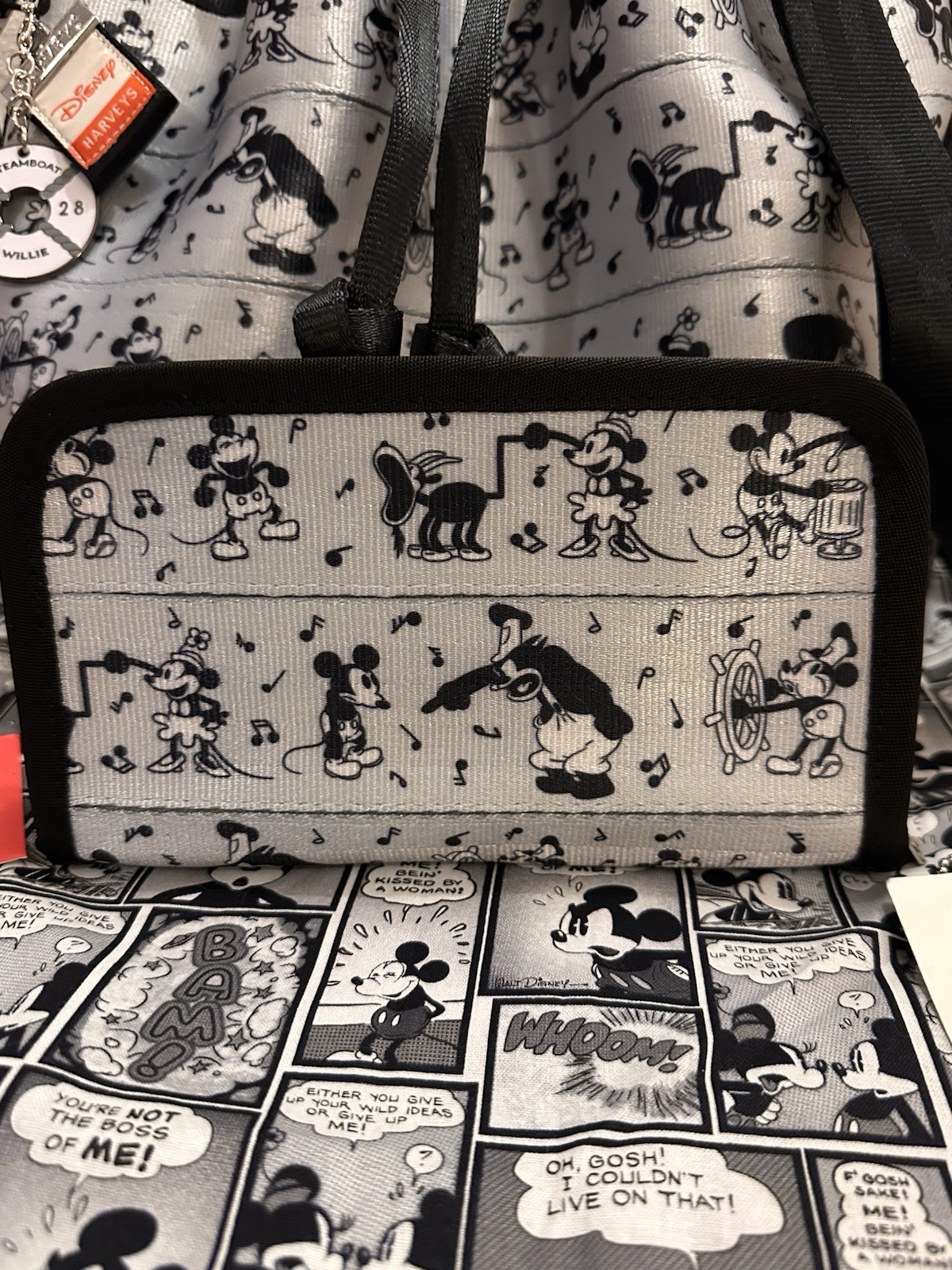 Harvey’s Seatbelt Disney Steamboat Willie Park Hopper Bag and Wallet Excellent image 3