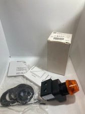 ALLEN BRADLEY 800H-QRH2A PILOT LIGHT AMBER LED 12-130VAC/DC SERIES H NIB