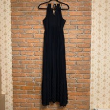 Abercrombie & Fitch Dress Size Medium Black Pleated Maxi Chevron Hem Sleeveless