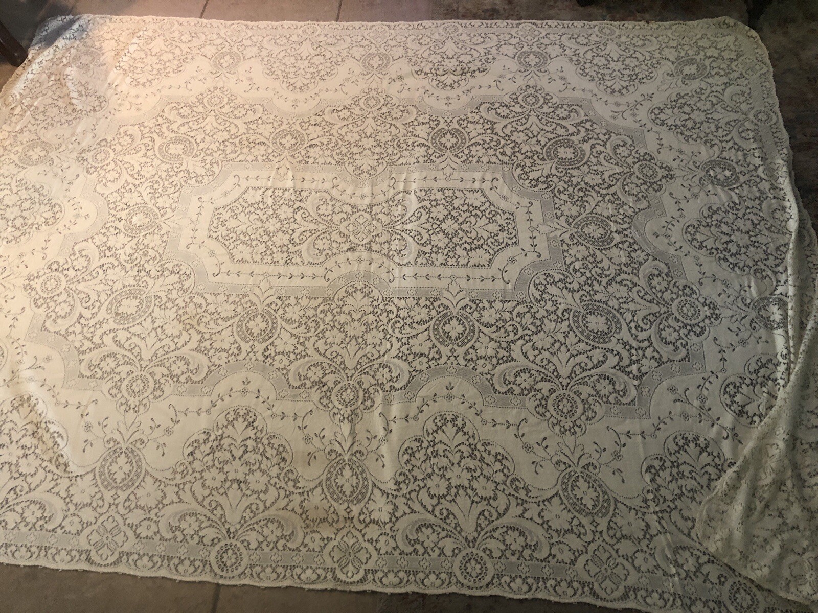 Vintage Quaker Dinner Cloth Tablecloth Lace 84x66 eBay
