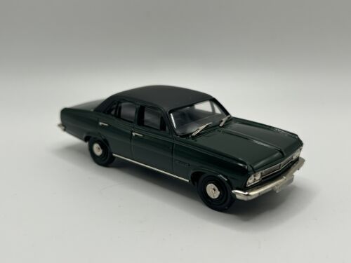 Landsowne LDM38 Vauxhall PC Viscount Laurel Green/Black 1971 LDM 38 1/43 Scale - Picture 5 of 13