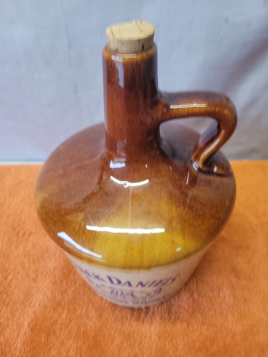 U•Vintage JACK DANIEL'S Old No. 7 Tennessee Whiskey Stoneware Jug