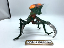 1993 Godzilla Series Toy 4" Vintage Kamacuras Figure Bandai Monster Minilla