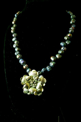 18.5'' NELLA 10mm Baroque Peacock Pearls w 40mm Sterling Flower Pendant Necklace