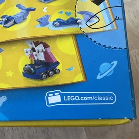 NEW LEGO Classic Blue Creativity Box 10706 Some Dings On Box