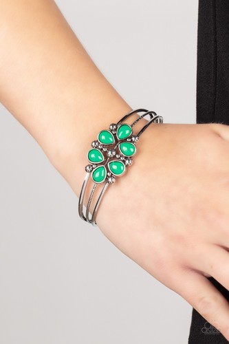 Paparazzi-Jewelry, Taj Mahal Meadow Green, Bracelet - Bracelets - Picture 3 of 6
