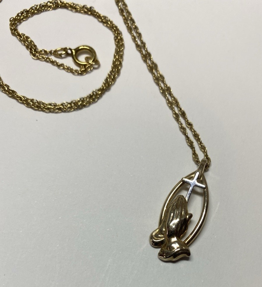 JCM 10k signed Yellow Gold Praying Hands Religious Cross Oval Pendant Necklace