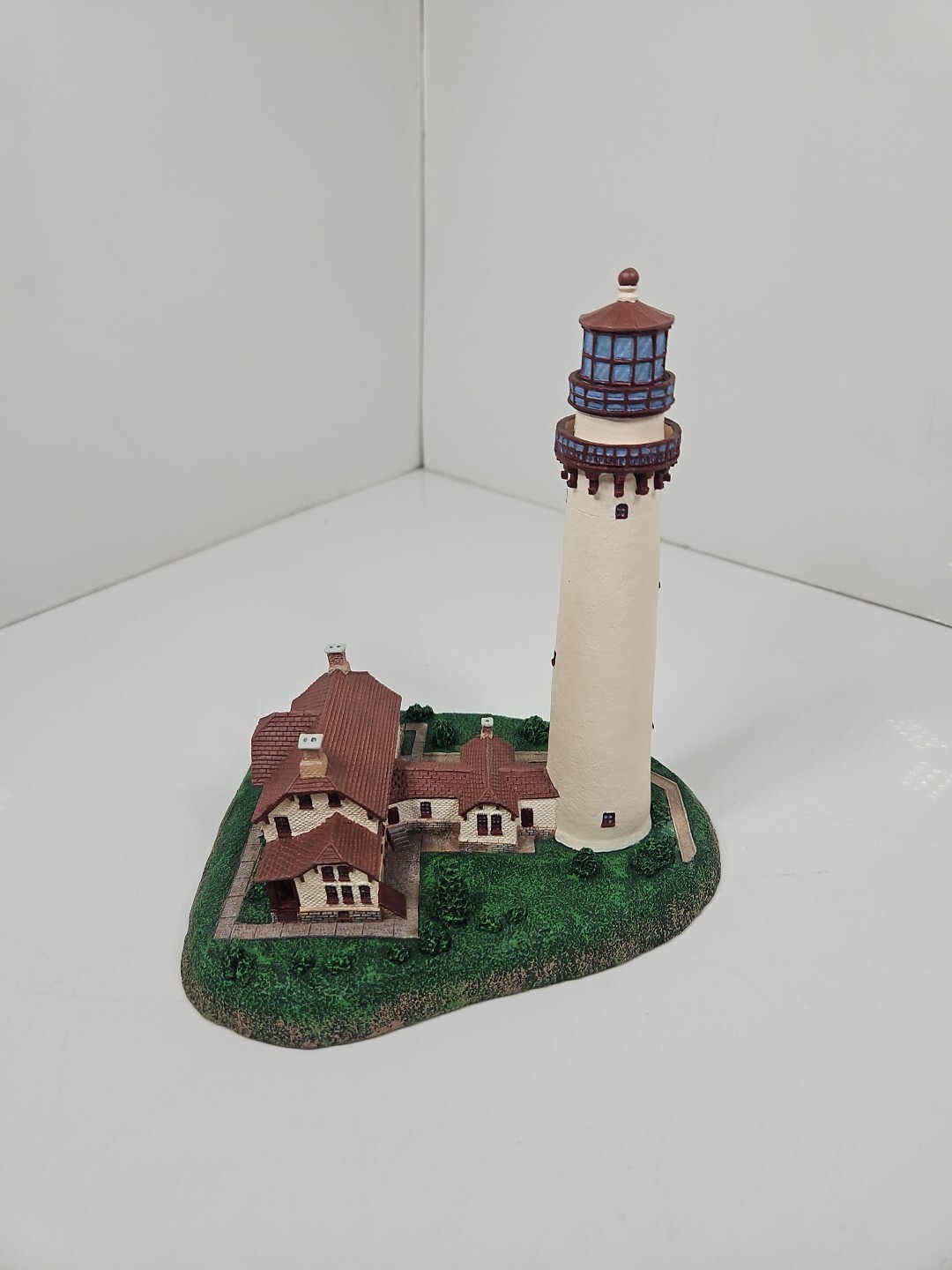 Grosse Point Lighthouse Danbury Mint 1994 Original Box Historical American