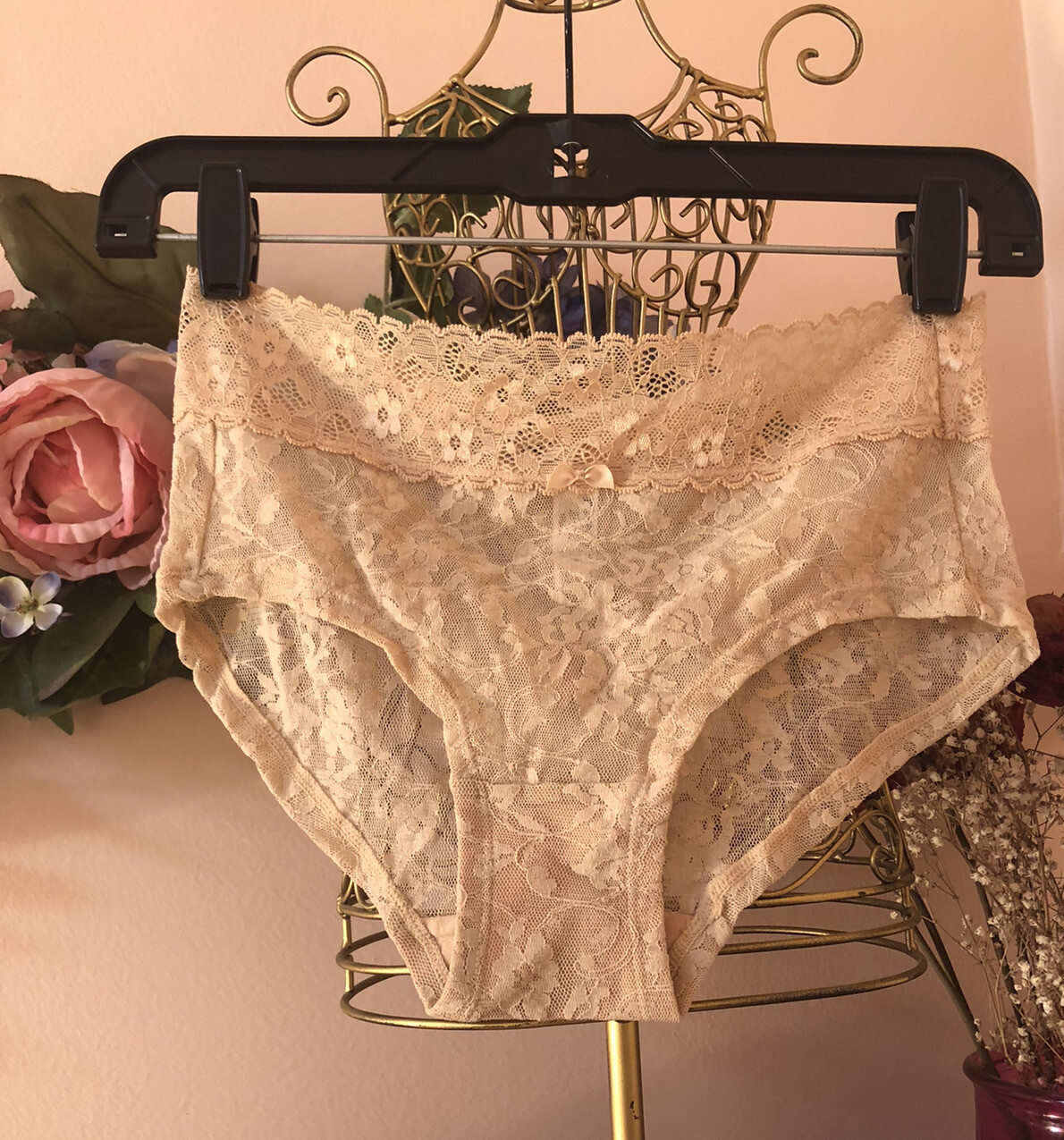 Women’s Stretch Floral Lace Bikini Panties Size Small Gem