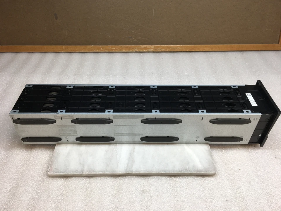 Quantum Scalar i3/i6 Library 25x Left Tape Magazine Module 3-04930-02 - Image 3 of 4