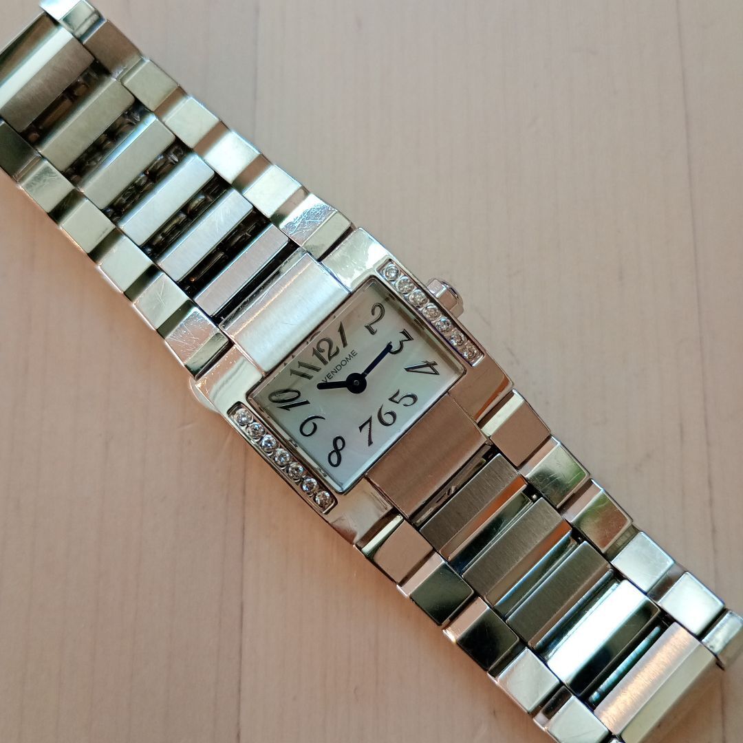 Vendome Aoyama Analog Quartz Women Vedome Aoyama Watches Vendome Aoyama Analog Quartz Women Vedome Aoyama Watches