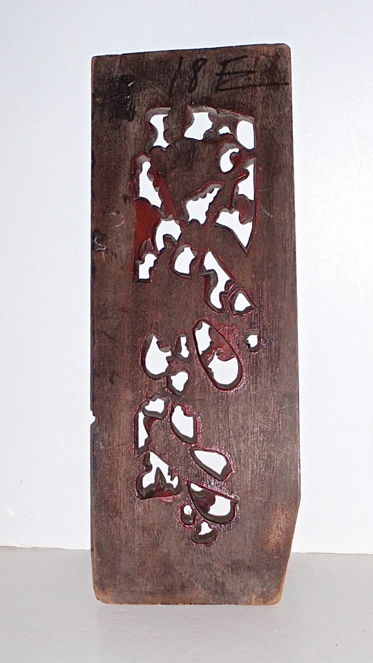 Antique Chinese Temple Panel Gilt over Red Carved Panel with Birds and Flowers - Image 4 of 4