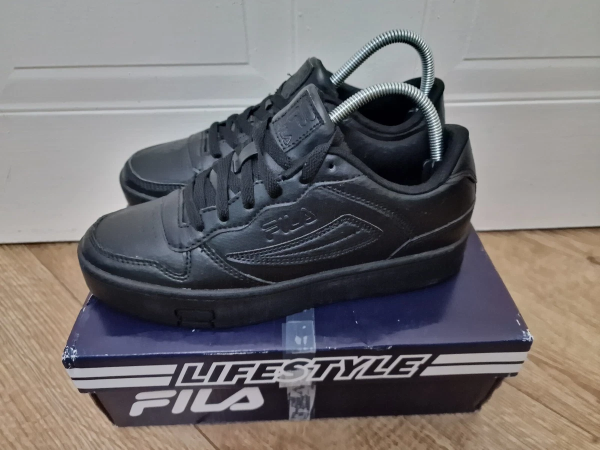 Size 5.5 shop black trainers
