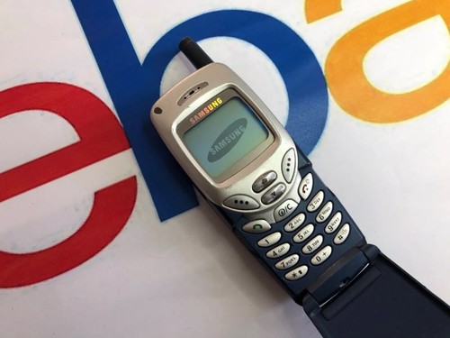 Samsung SGH -R200S - Blue (Unlocked) - 第 2/8 張圖片