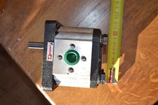 TRATTORE YTO,FOTON,LOVOL 30-40 CV. POMPA INGRANAGGI SOLLEVAMENTO IDRAULICO RABTRAK