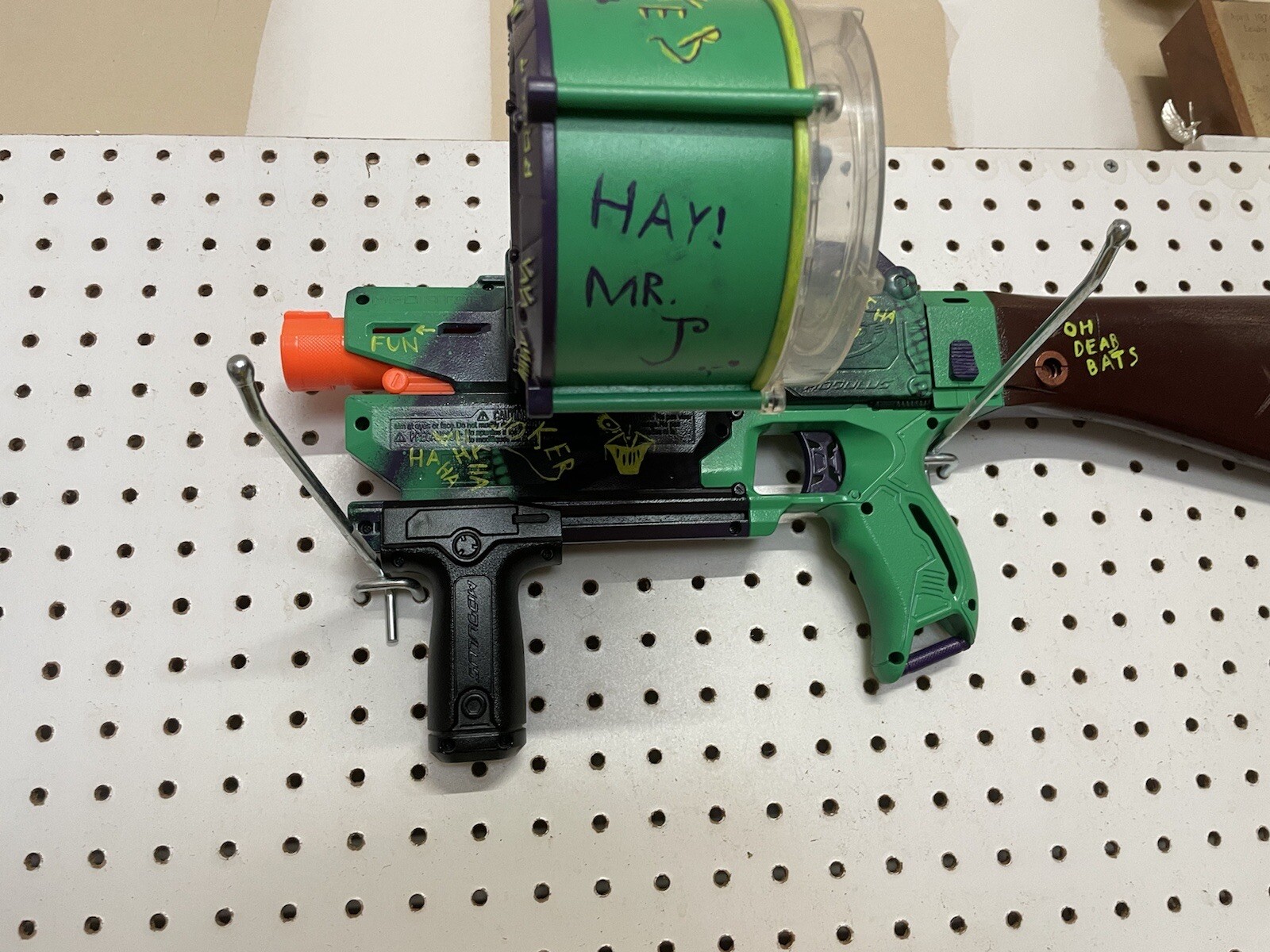 Cosplay / Joker Gun Pistol Prop Replica Gem