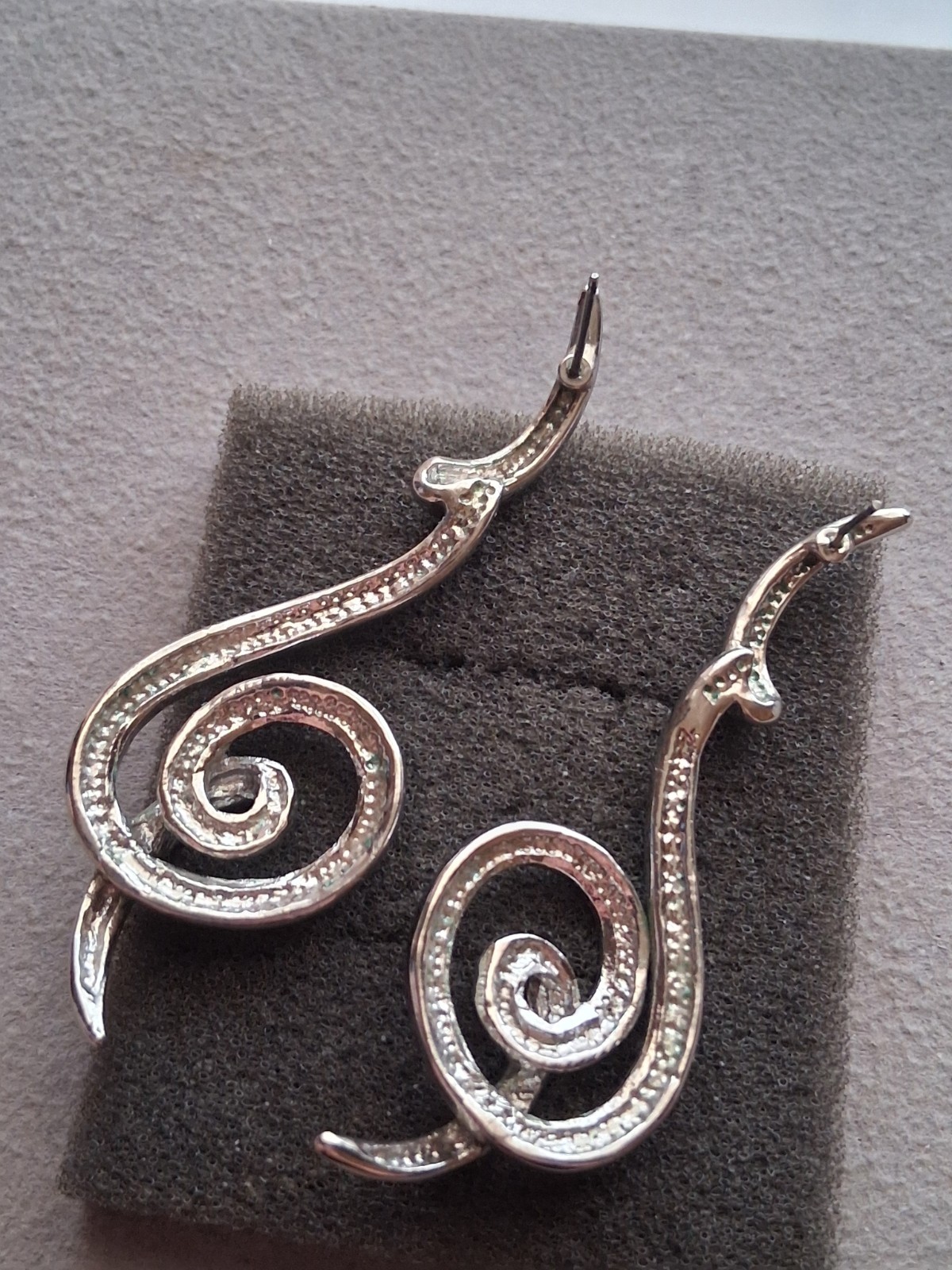 Scroll design Silverplated crystal embellished la… - image 6