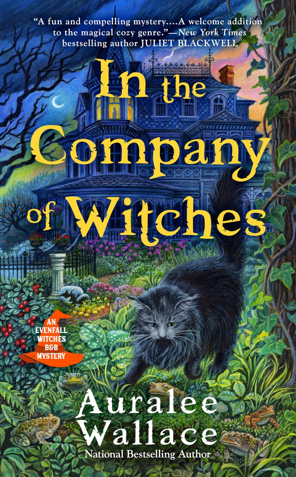 In the Company of Witches (An Evenfall B&B Mystery) Multicolor