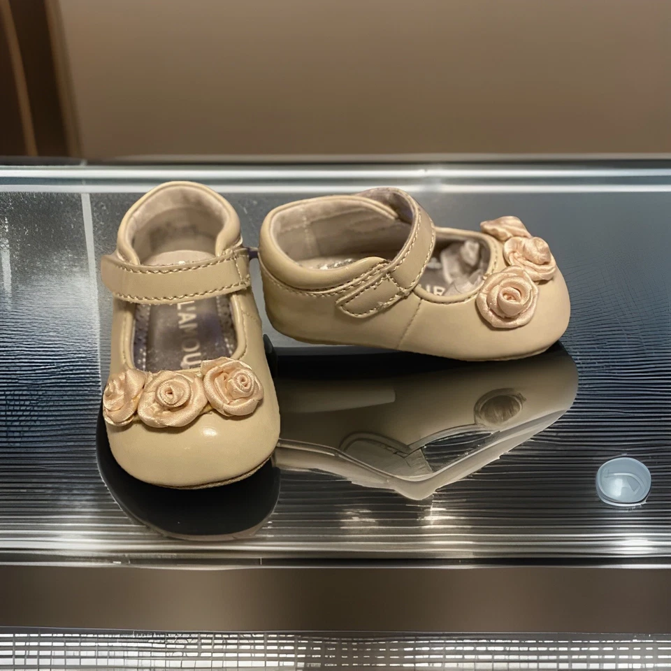 Niñas Nuevo con Caja Lamour Charol Mary Jane Zapatos Planos Flores Infantil Talla 1 Foto 2 de 4