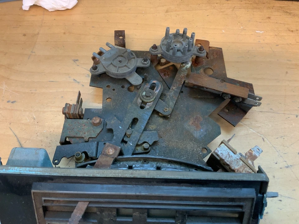 Pontiac Bonneville Catalina 1969-1970 control de calefacción de aire acondicionado Foto 2 de 4