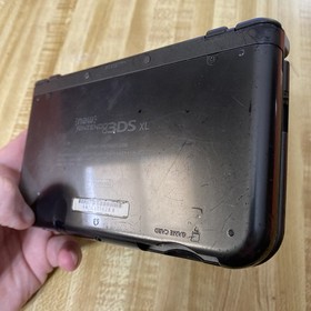 New Nintendo 3DS XL Metallic Black USA With Charger And Stylus