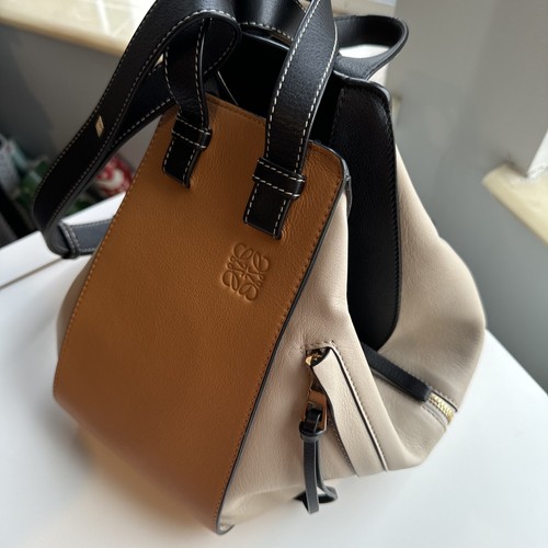 Loewe Hammock Bag Beige Light Brown Black Calf Leather Handbag/Crossbag
