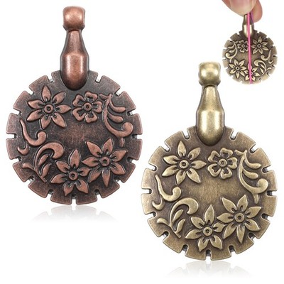 2 Pcs Yarn Cutter Pendant Antique Metal Gold, Silver