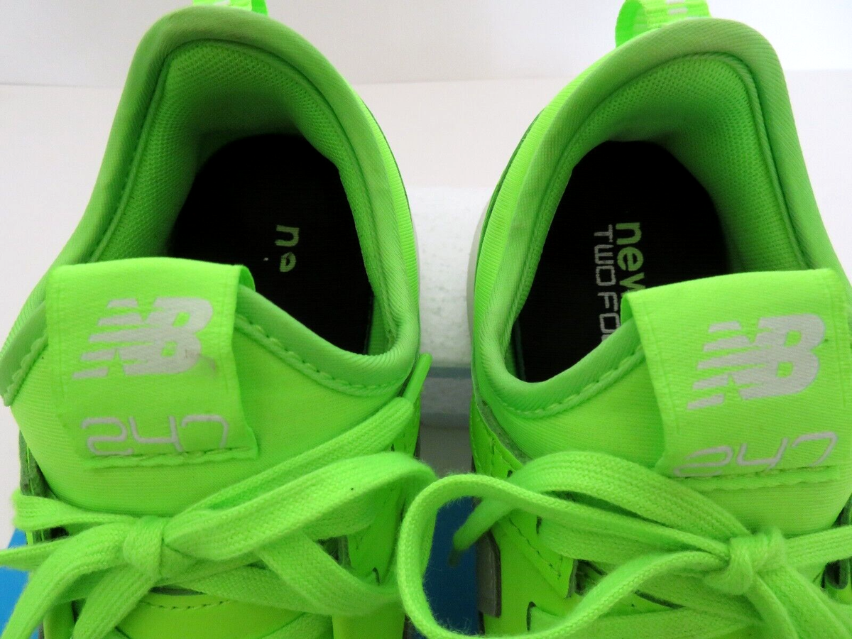 スニーカー NEW BALANCE Woman Sneakers Green WTHIERP9 New Balance Women's Sneakers Green Fresh Foam | Sabot Arezzo