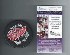 Mike Vernon Signed Detroit Red Wings Puck JSA Authenticated