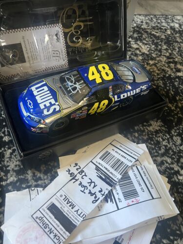 2007 RCCA JIMMIE JOHNSON #48 LOWE'S AUTOGRAPHED ELITE 1/24 #477/2007