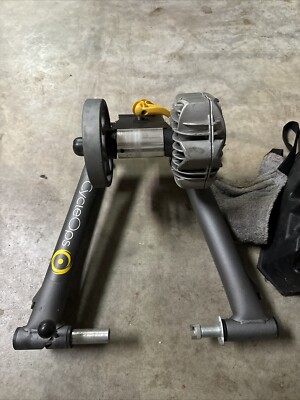 CycleOps Fluid2 Indoor Bike Trainer Foldable Cycling Fluid Resistance  Roller