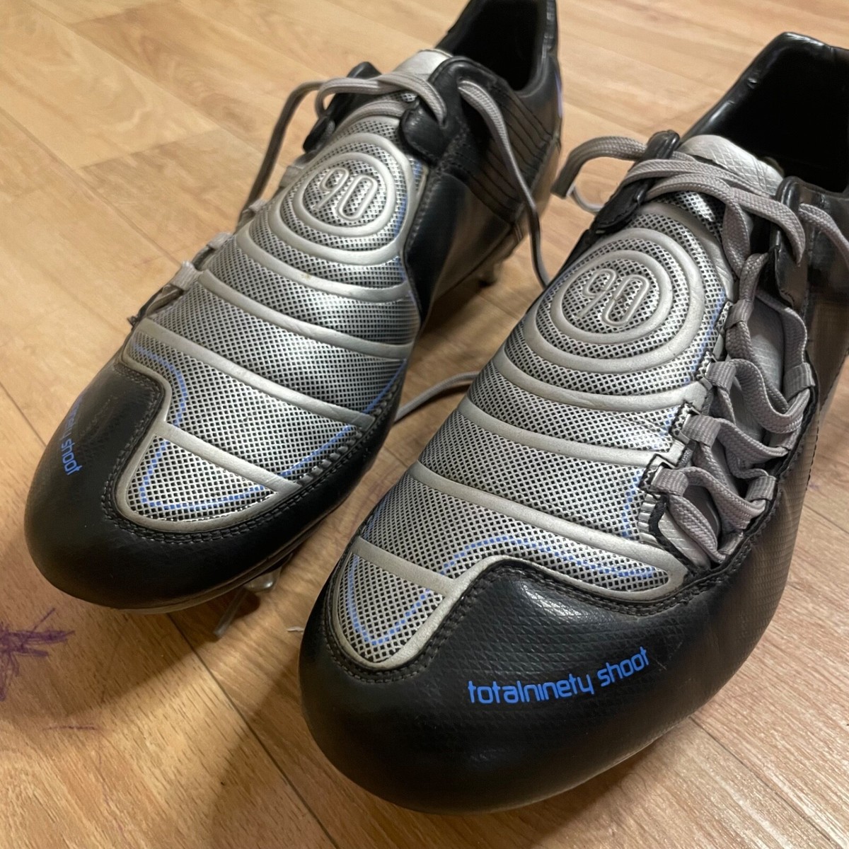 ✨️SALE✨️ 00s NIKE TOTAL 90 training shoes Nike Total 90 Men's Shoes. Nike.com