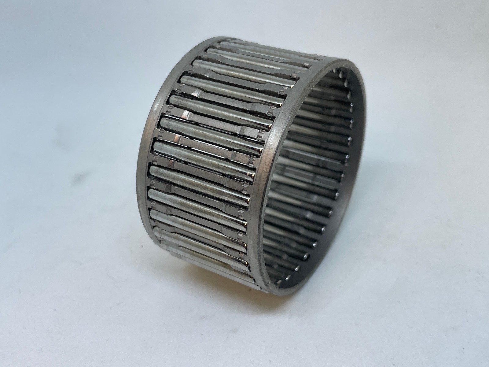 A132F6156S Lotus Evora / 400 / GT / Emira needle roller bearing first gear, used