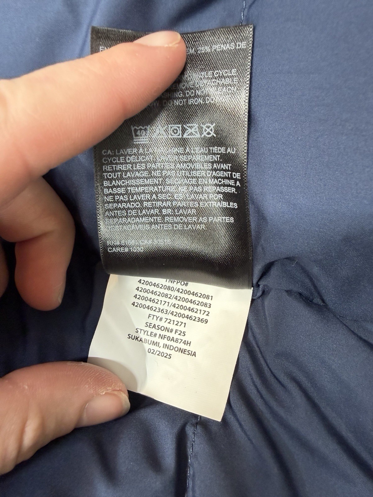 The North Face Women's Arctic Parka Navy 600 Down Fur Hood NWT Large $350 MSRP thumbnail 7