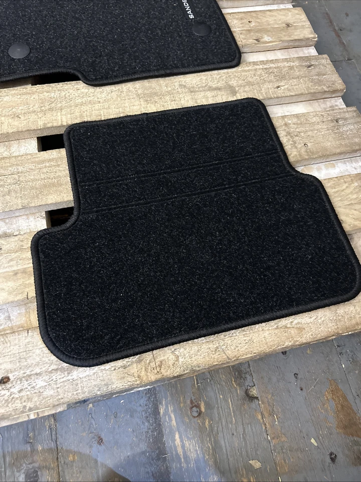 Genuine Dacia Floor Mats 4 Pieces Front Rear Carpet With Logo Logan Sandero MK3 - Image 4 of 4