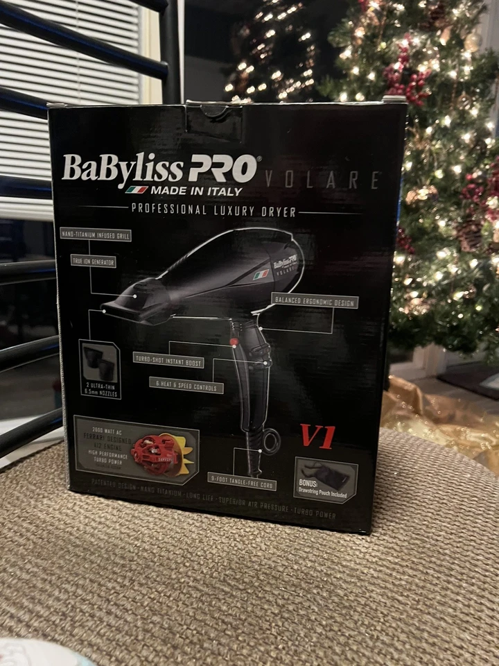 Secadora de motor BaBylissPRO Nano Titanium Volare V1 diseñada por Ferrari - negra Foto 3 de 4