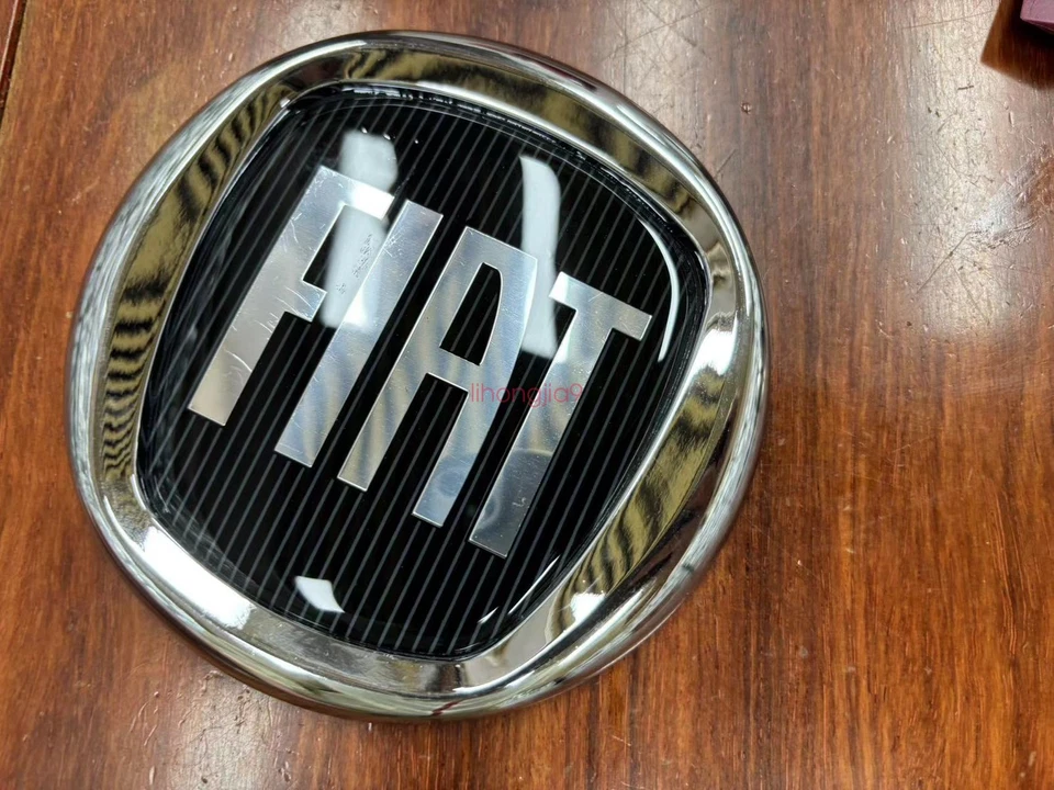 FIAT 500 ALBEA DOBLO PANDA BRAVO PARRILLA DELANTERA CAPÓ EMBLEMA INSIGNIA LOGOTIPO ORIGINAL Foto 2 de 3