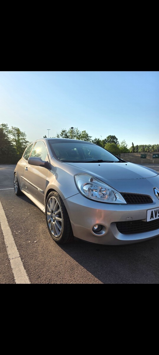 Renault Clio Renaultsport 197