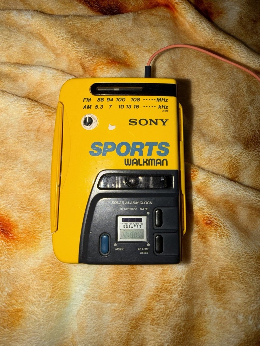 SONY SPORTS WALKMAN FM/AM 2 BANDS YELLOW RADIO CASSETTE PLAYER WM