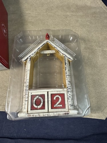 Hallmark 2022 Countdown To Christmas Ornament Hanger~ - Picture 5 of 18